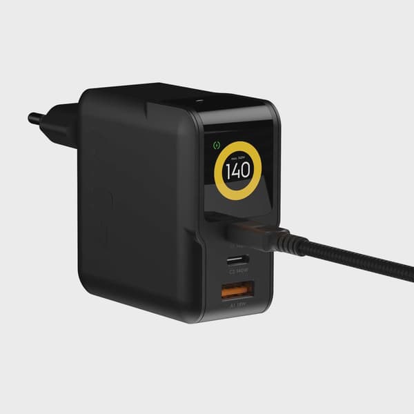 Xtorm 140W GaN3 NextGen Hemladdare USB-C/C/A GRS Svart