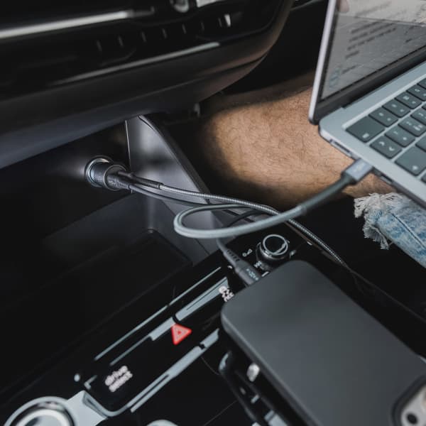 FIXED Supersnabb 65W 2x USB-C billaddare Svart