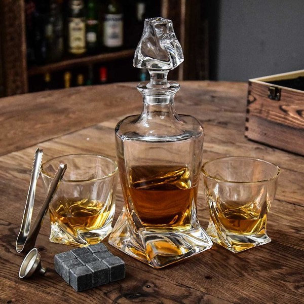 Twisted Karaffesæt - Whiskeyglas & Whiskysten – Whiskey Transparent