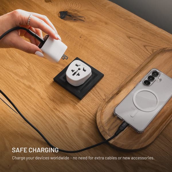 FIXED Reseadapter Schuko EU/Världen Vit