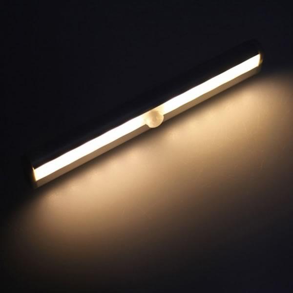LED lampe med Bevægelsessensor - Selvklæbende - 19x3 cm White a09b | White  | 128 | Fyndiq