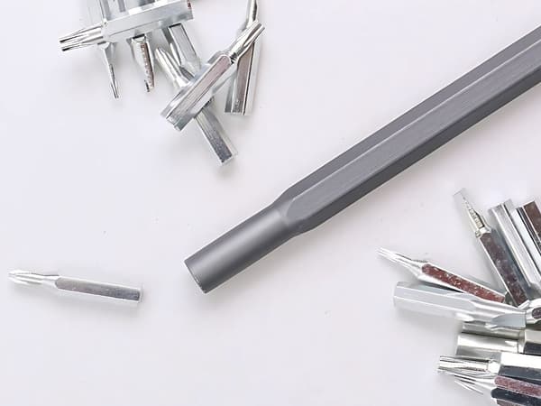 Precisionsskruvmejselset 24-delar - Magnetiska bits med etui