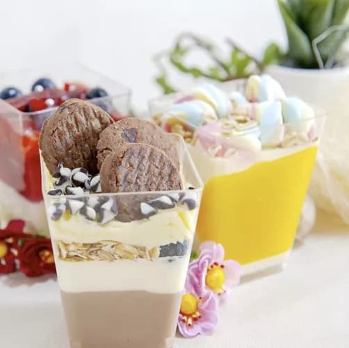 Firkantede plastbeger til mousse og dessert – 160 ml 100-Pack