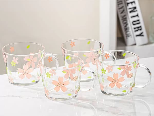 Middagsservis 6-delar - Skålar, muggar, glas i blomdesign