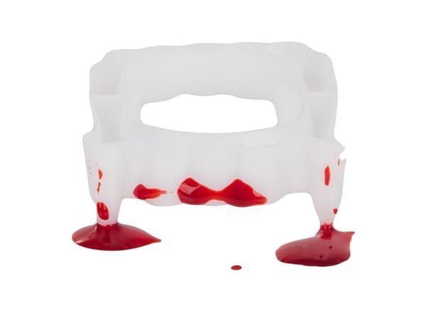 Vampyrtänder + blod - Dracula-set i tub