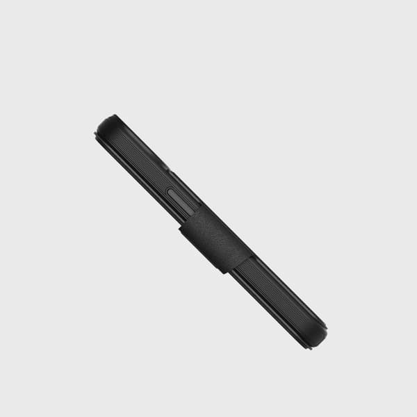 Tech21 Evo Lite Wallet iPhone 17e/16e/15/14/13 Svart