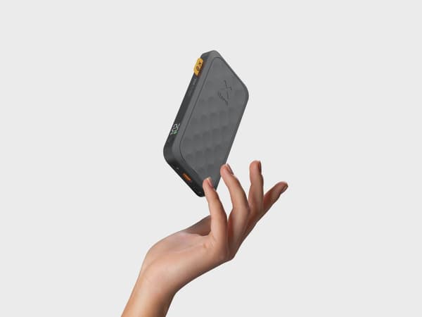 Xtorm Power Bank USB-C PD 20W 10.000mAh/2xUSB-C Svart