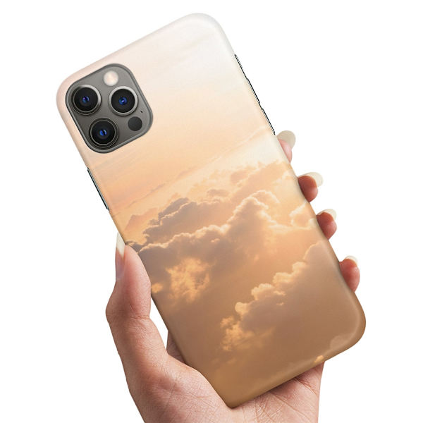 Skal / Mobilskal till iPhone 14 Pro - Clouds