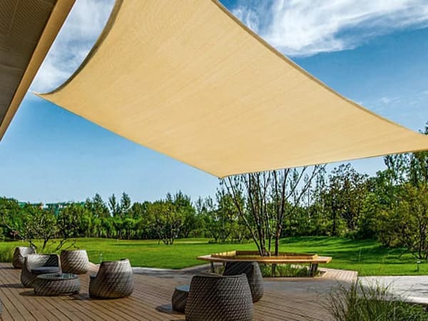 Solseil med UV-Beskyttelse til Uteplass – 4x3 m Beige