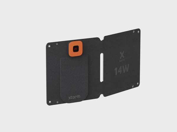 Xtorm Kraftfull 14W Solcellspanel IPX4 USB-C/A utgångar