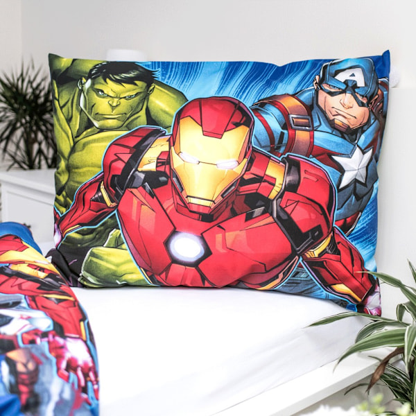 Avengers sängkläder set 140×200 cm, 70×90 cm