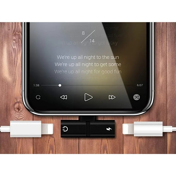 Lightning / Apple Adapter - iPhone & iPad