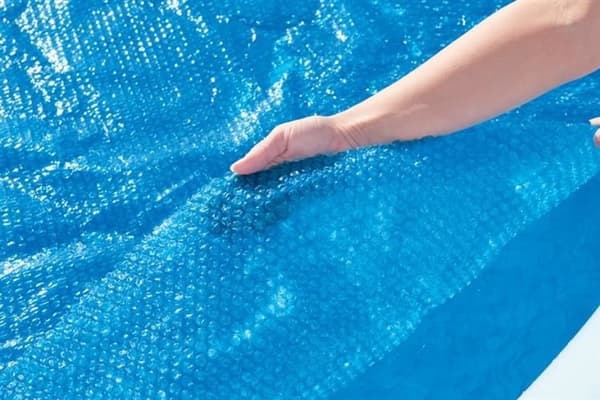 Soltäcke för pool / Poolskydd - 305 cm