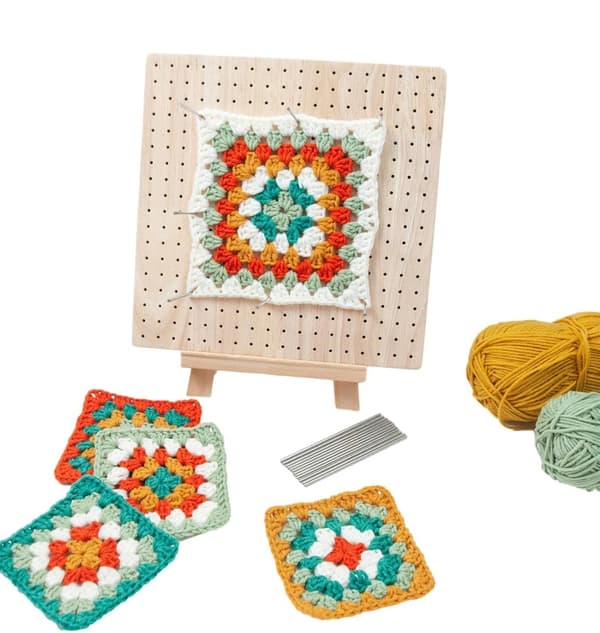 Blokkeringsbrett / Hekleplate - Blocking board for Hekling