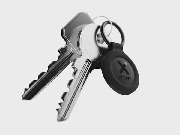 Xtorm TravelTag Tracker för iOS och Android Svart