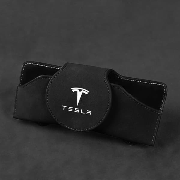 Aurinkolasipidike / Silmälasiklipsi Autolle - PU-nahkaa, Magneetilla & Logolla Tesla