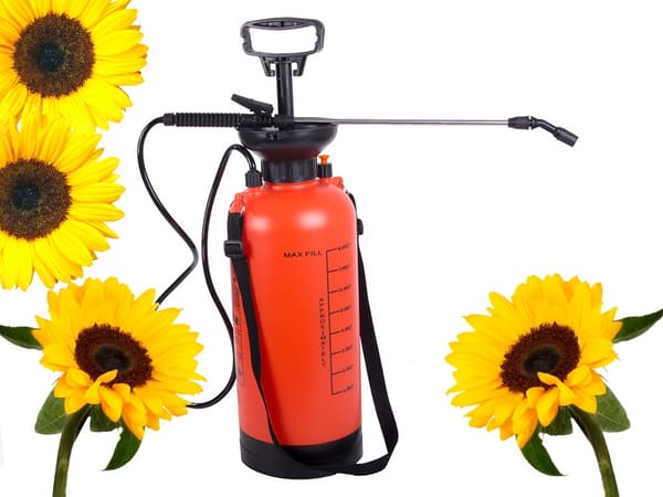 Tryckspruta 8 L - Handpumpad trädgårdsspruta med bärrem