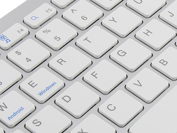 Trådlöst bluetooth-tangentbord för pc ipad mac liten slimmad lågprofil White