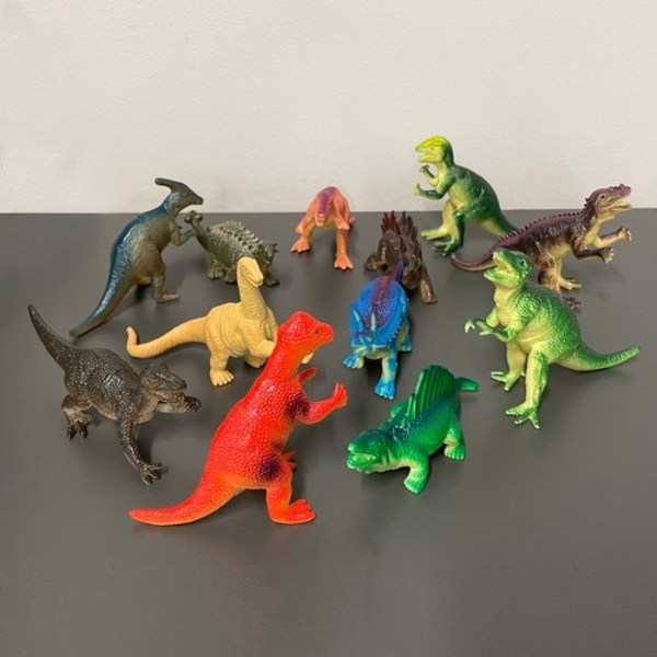 Dinosauriefigurer - 12 st