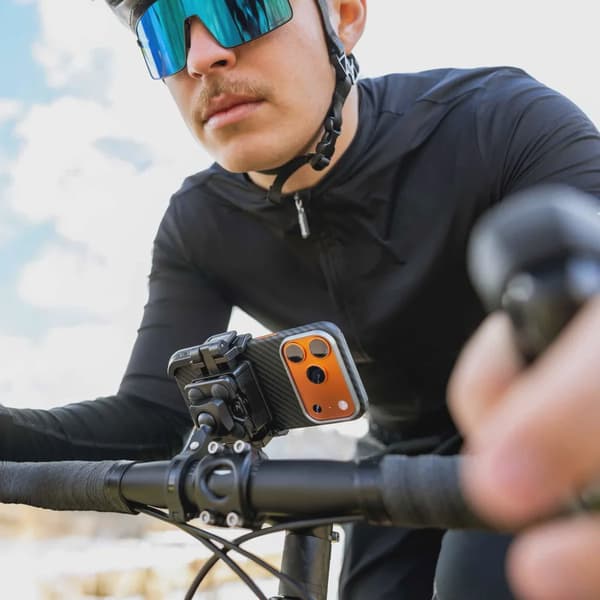 FIXED Bikee Anti-Shock Telefonfäste för Cykel med Smart Lock Svart