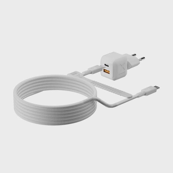 Xtorm 25W GaN3 NextGen Hemladdare USB-C/A GRS Vit