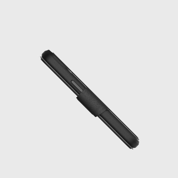 Tech21 Evo Lite Wallet iPhone 17e/16e/15/14/13 Svart