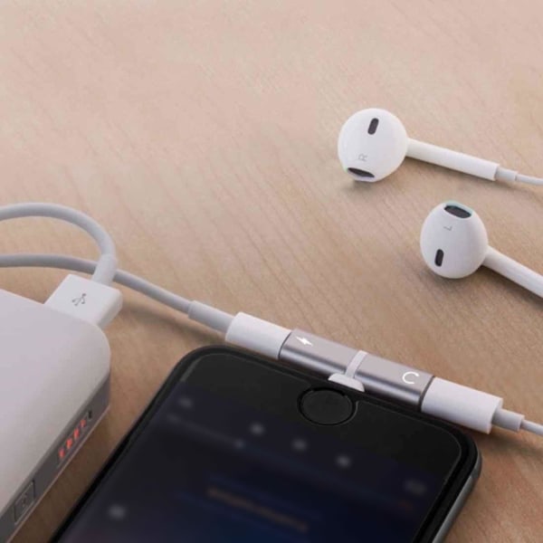 2 kpl - iPhonen jakaja ja kuulokesovitin - lataa ja kuuntele Silver