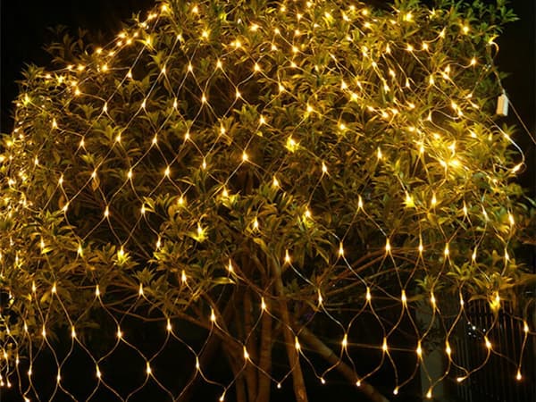 Ljusslinga 1×2 m 100 LED - Varmvit juldekoration