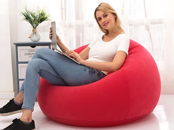 Uppblåsbar sittpuff velour Red