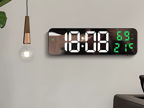 Elektronisk klocka digital LED väckarklocka termometer spegel stående usb batterier Grön
