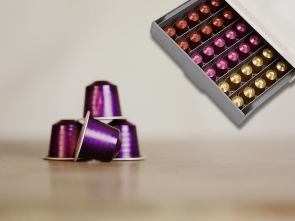 Nespresso-hållare vägg - För 30 kapslar, utdragbar topp