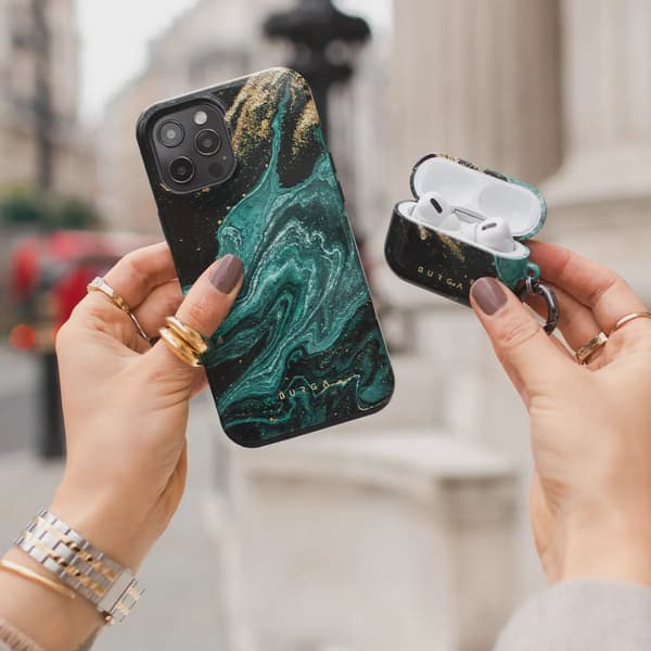 Burga Emerald Pool - iPhone 16 Pro Tough MagSafe Skal