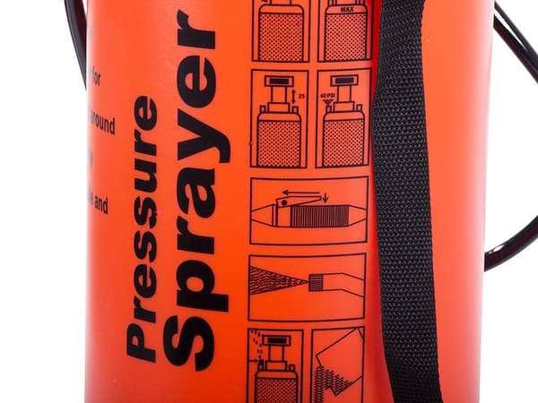 Tryckspruta 5 L - Handspruta med bärrem