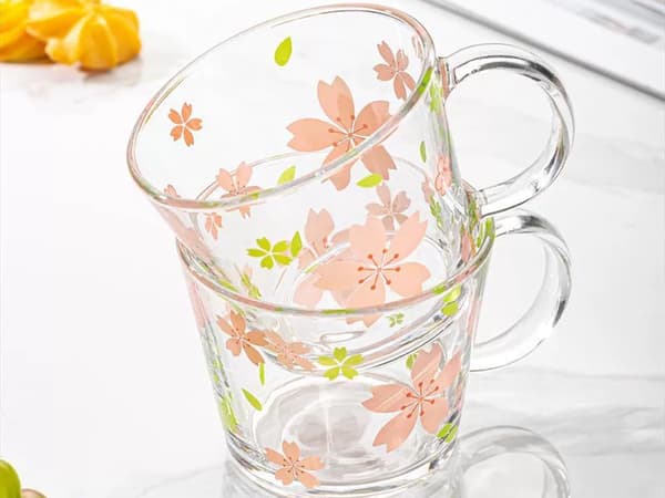 Middagsservis 6-delar - Skålar, muggar, glas i blomdesign