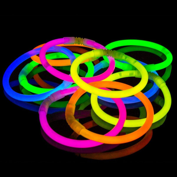100-Pak - Selvlysende Armbånd / Glowsticks - Flerfarge Multicolor one size
