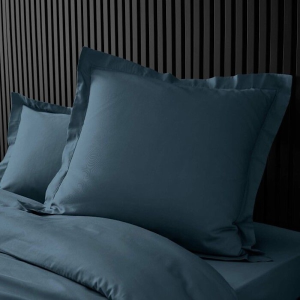 Tyynynpäällinen - Percale - 63x63 cm - 100% puuvilla - Lummen blue - Konepestävä 30° Midnattsblå