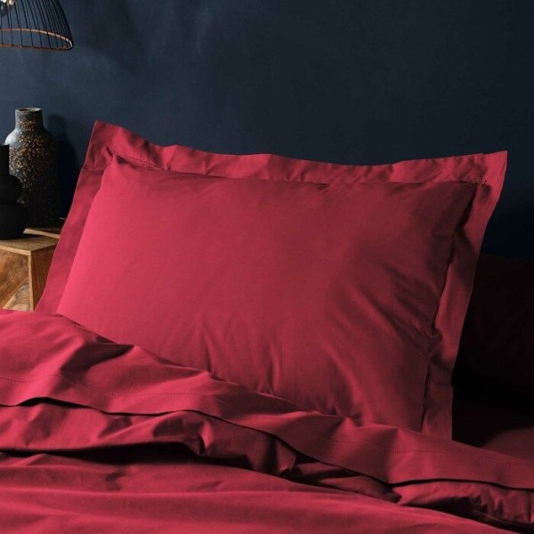 Tyynynpäällinen - 100% puuvilla - Bordeaux - 50x70 cm - Konepestävä - Yksivärinen Marsala