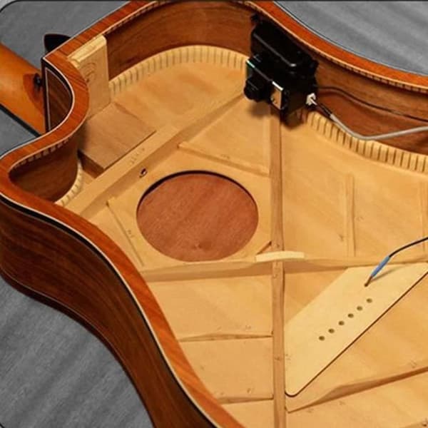Dubbelmixande mikrofon, gitarrförförstärkare, EQ, stämapparat, piezo-pickup, Beat gitarrtillbehör 301