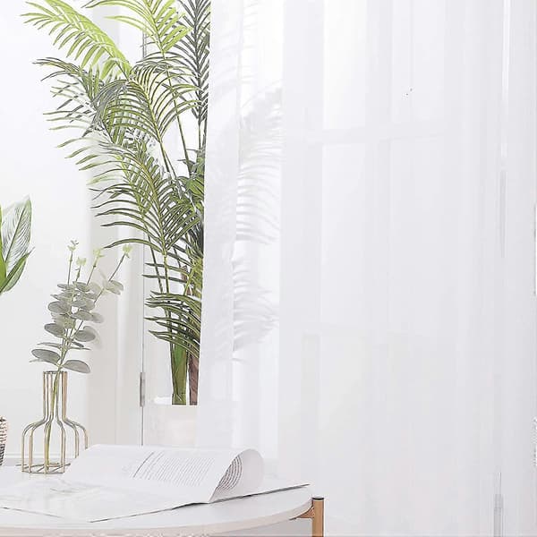 Sett med 2 voile stuegardiner for gutter