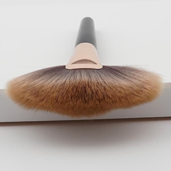 Viftebørste, blød og professionel makeupbørste / highlighterbørste