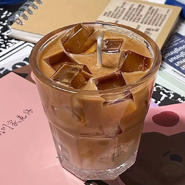 Kaffekopp duftlys - kreativ gaveeske, rik duft, perfekt valg for jul og høytider