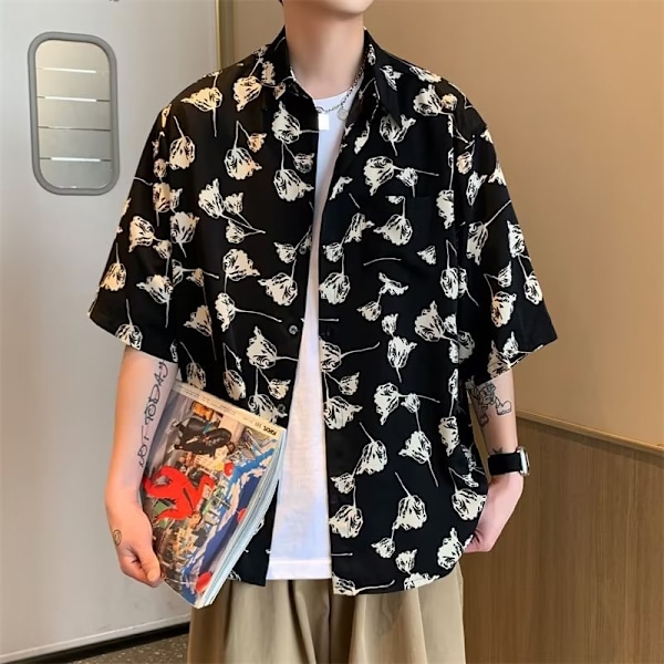 Ice Silk T-shirt Mænd Kortærmet Sommer Følelse Fed Stilig Hawaiian Seaside Strand Casual Lapel Halv ærmet Skjorte Black XXXL