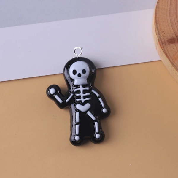 10 stk. Europæiske Halloween-charms i kawaii-stil med græskar, spøgelser, skeletter og katte - Tilbehør til gør-det-selv-øreringe og smykker C467 black hat