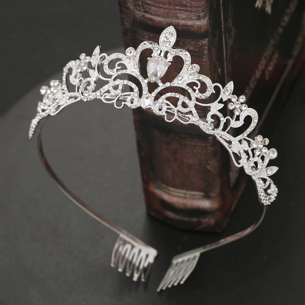 Ny Princess Crystal Tiaras Crowns Pannband för kvinnor Tjej Brudbal Strass Kronbröllopstillbehör Hårsmycken Style 1- gold