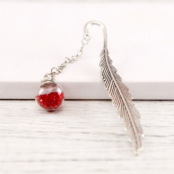 Håndlavede kreative arkaiske metalbogmærker Enkle studerendes stationære søde kinesiske stil retro staldartikler Red Diamond