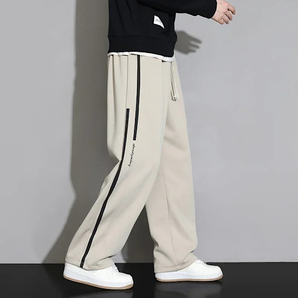 2024 Nya Sweatbyxor Män Baggy Joggers Bredben Byxor Neutral Andas Lös Utomhusbyxor Mode Design Jo. Gångbyxor black L 55-65KG