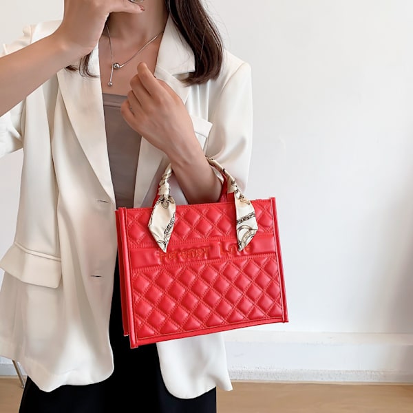 Gränsöverskridande Utrikeshandel Väska För Kvinnor 2022 Sommar Nytt Mode Allt-Passande Hand Väska Solid Färg Silk Scarf Känsla Comm Mottorpåsen Red