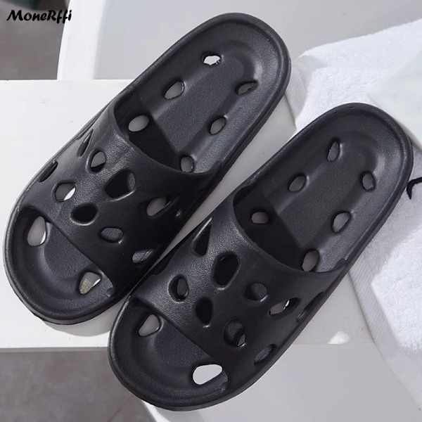 2024 Sommar Tofflor Män Mjuk Inomhus Hem Platta Sandaler Kvinnor Mode Flip Flops Strand Skor Man Par Icke-Slip Badrummer Bilder C Black 44-45