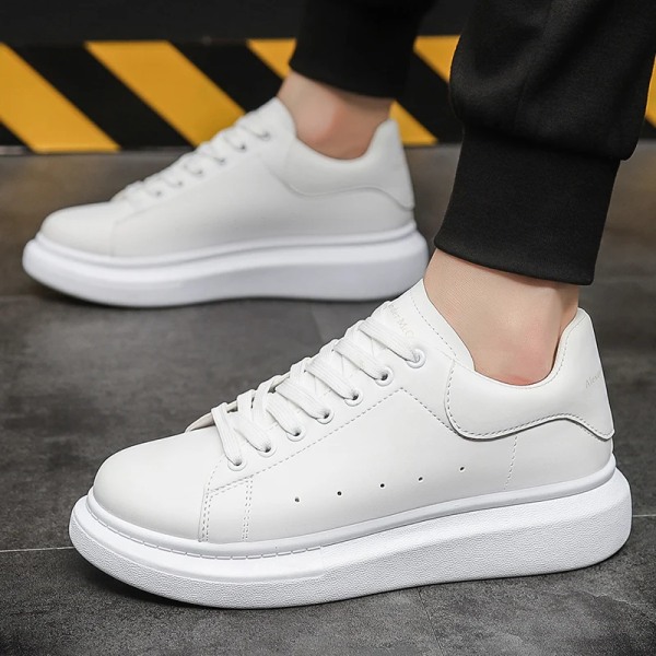 Ny PU Populär lågtopp tjock sula Pars små vita skor för herrskor Casual sneakers Chaussure Homme Zapatillas Hombre J10 T01 BLACK 35