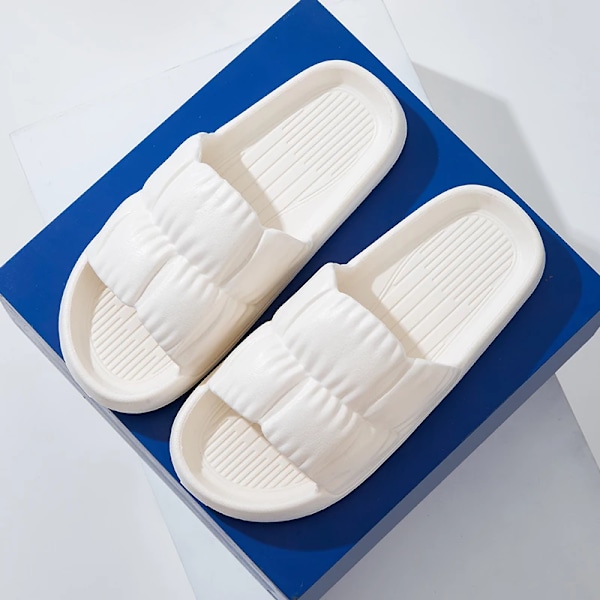 2023 Kvinder Blødt Enkelt Sky Toffel Tyk Platform Indendørs Udendørs Strand Sandaler Sommer Eva Ej Slip Flip Flops White 38-39